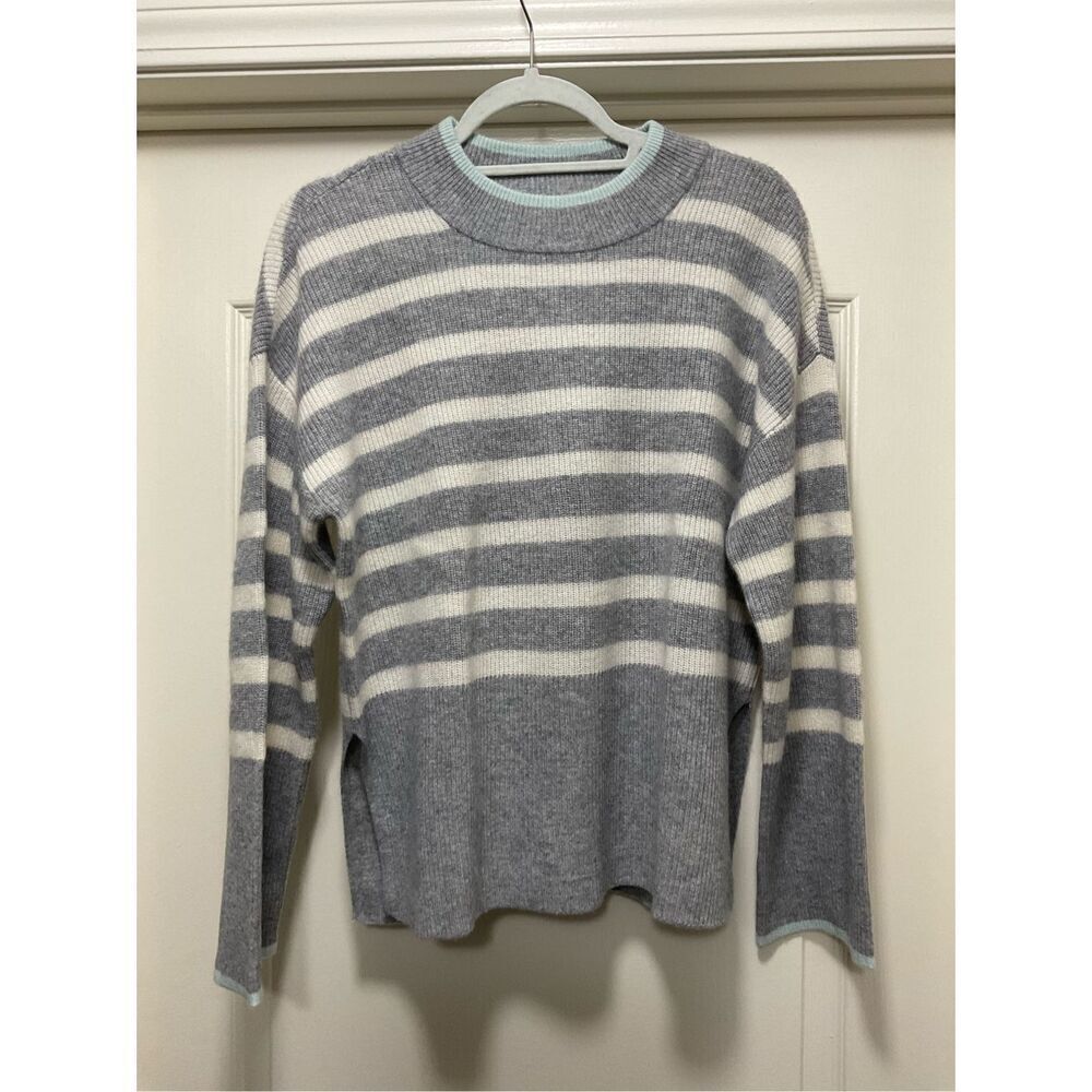 Design 365 Pure Cashmere Striped Mock Turtleneck Sweater in Grey/White with Aqua